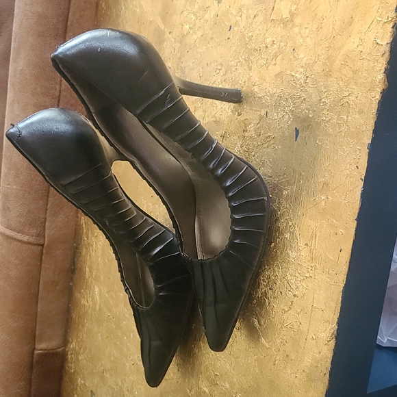 Elle Georgian Black Pointed Toe Stiletto | Heel | Pump| Size 7.5| - Picture 2 of 12